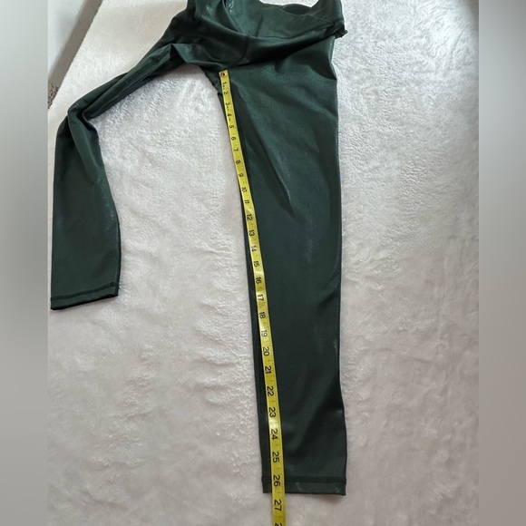 Aerie Offline Shimmering Deep Green Leggings - Picture 2 of 7
